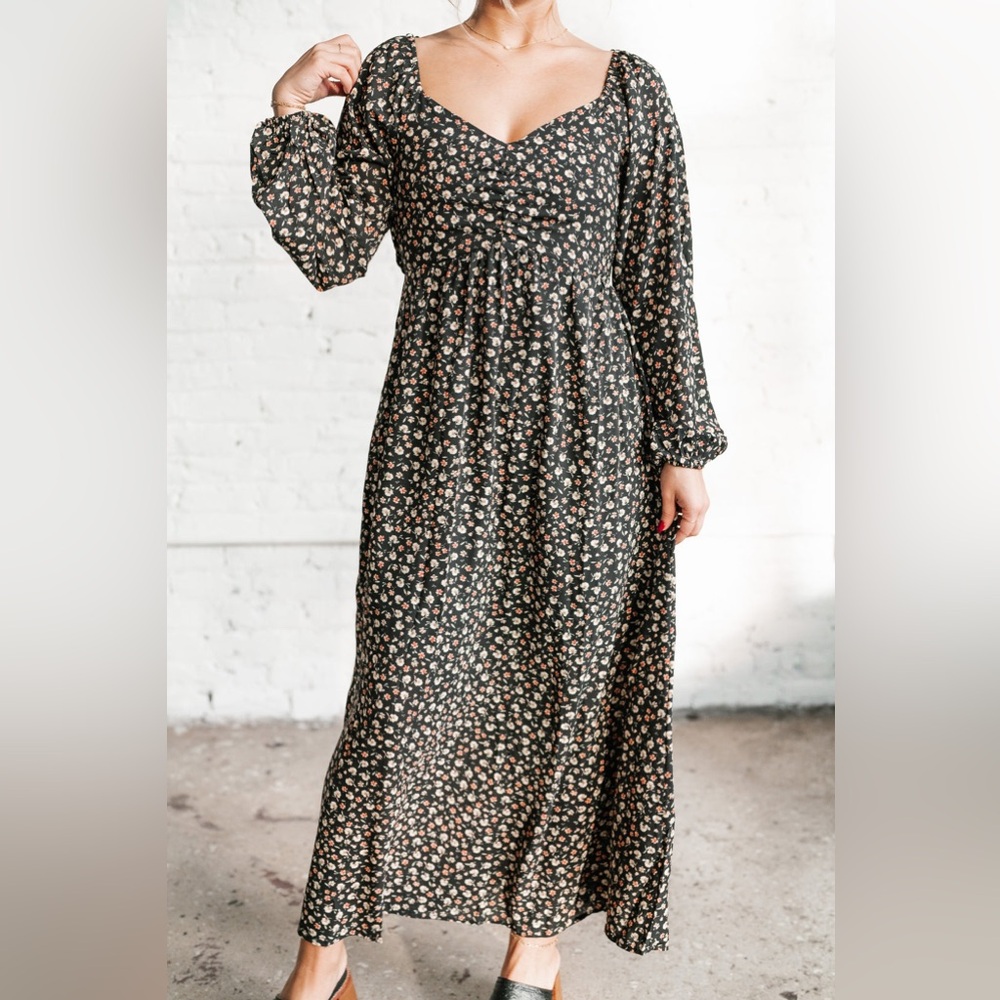 Vanilla Bay Black Floral Maxi Dress